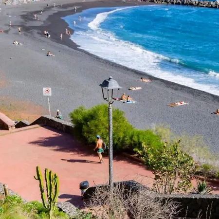La Calma - Sea View - Private Spaces 100m Guest house