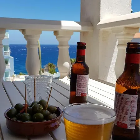 La Calma - Sea View - Private Spaces 100m Guest house